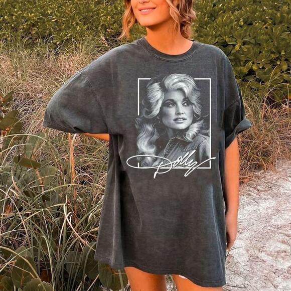 Other - Dolly Parton Classic Country Music Legend Retro Western T-Shirt